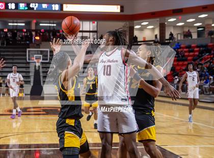 Thumbnail 1 in Fort Bend Marshall vs. Port Arthur Memorial (UIL 5A DII Regional Finals Playoff) photogallery.