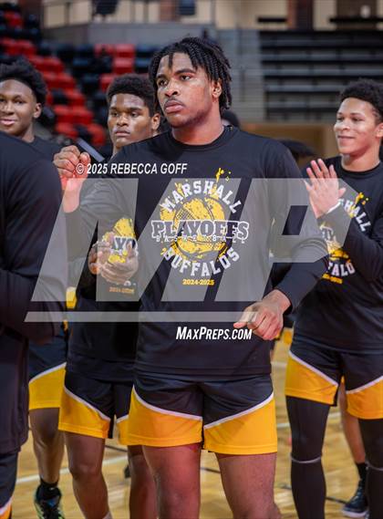 Thumbnail 2 in Fort Bend Marshall vs. Port Arthur Memorial (UIL 5A DII Regional Finals Playoff) photogallery.