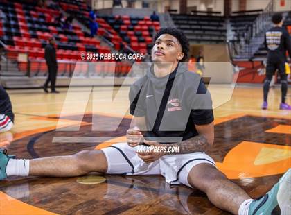 Thumbnail 2 in Fort Bend Marshall vs. Port Arthur Memorial (UIL 5A DII Regional Finals Playoff) photogallery.