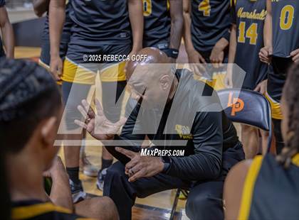 Thumbnail 1 in Fort Bend Marshall vs. Port Arthur Memorial (UIL 5A DII Regional Finals Playoff) photogallery.