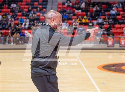 Thumbnail 1 in Fort Bend Marshall vs. Port Arthur Memorial (UIL 5A DII Regional Finals Playoff) photogallery.