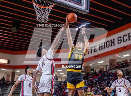 Thumbnail 2 in Fort Bend Marshall vs. Port Arthur Memorial (UIL 5A DII Regional Finals Playoff) photogallery.