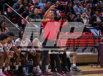 Thumbnail 2 in Fort Bend Marshall vs. Port Arthur Memorial (UIL 5A DII Regional Finals Playoff) photogallery.