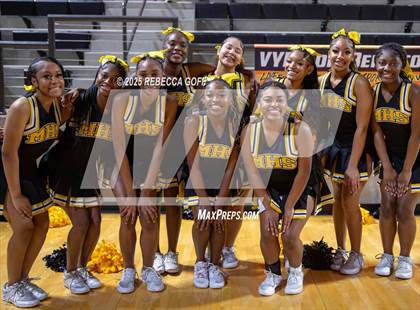 Thumbnail 1 in Fort Bend Marshall vs. Port Arthur Memorial (UIL 5A DII Regional Finals Playoff) photogallery.