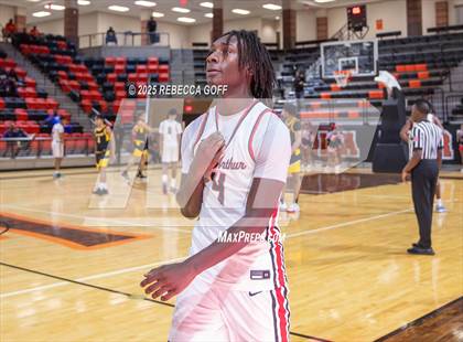 Thumbnail 1 in Fort Bend Marshall vs. Port Arthur Memorial (UIL 5A DII Regional Finals Playoff) photogallery.
