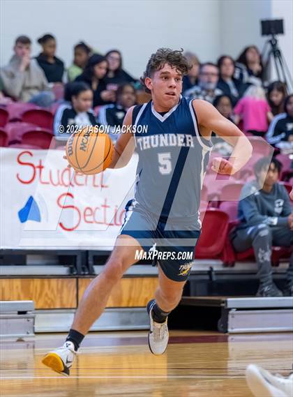 Thumbnail 2 in Chatham Charter vs. Chatham HomeSchool photogallery.