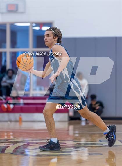 Thumbnail 2 in Chatham Charter vs. Chatham HomeSchool photogallery.