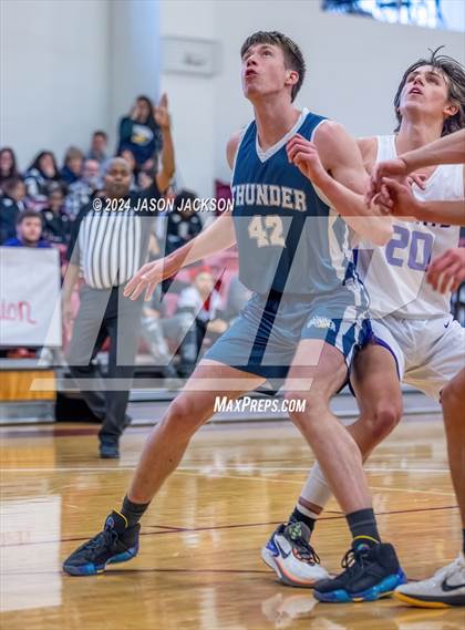 Thumbnail 2 in Chatham Charter vs. Chatham HomeSchool photogallery.