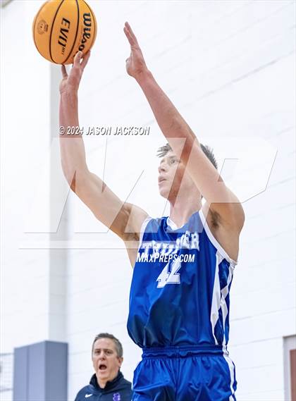 Thumbnail 3 in Chatham Charter vs. Chatham HomeSchool photogallery.