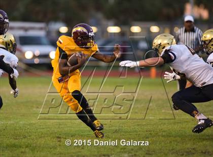 Thumbnail 2 in St. Thomas Aquinas vs. Hallandale photogallery.