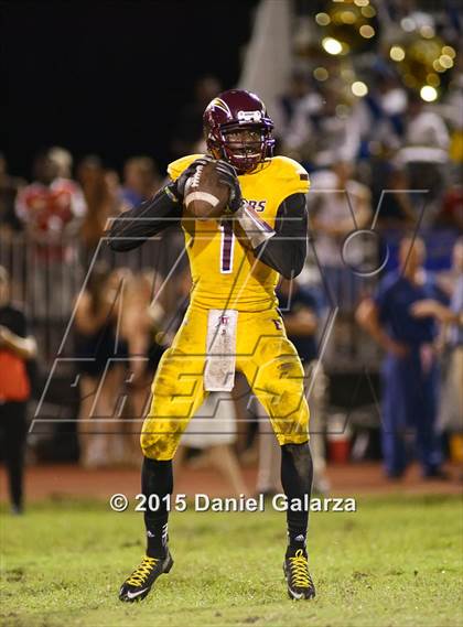 Thumbnail 1 in St. Thomas Aquinas vs. Hallandale photogallery.