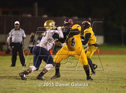 Thumbnail 1 in St. Thomas Aquinas vs. Hallandale photogallery.