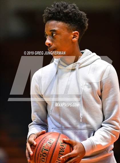 Thumbnail 1 in Monterey @ University (CIF NorCal D3 Regional Final) photogallery.