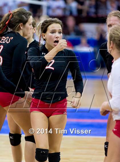 Thumbnail 2 in Eaton vs. Valley (CHSAA State 3A Final) photogallery.