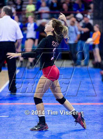 Thumbnail 2 in Eaton vs. Valley (CHSAA State 3A Final) photogallery.