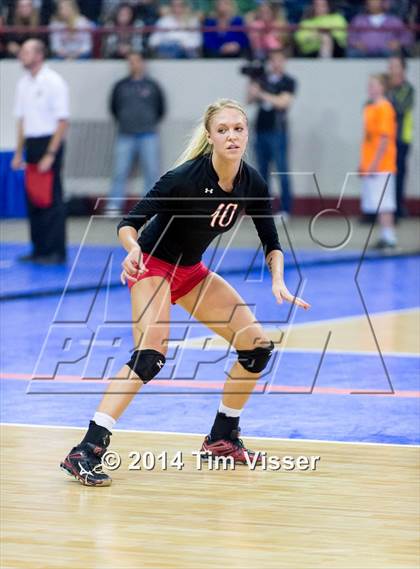 Thumbnail 1 in Eaton vs. Valley (CHSAA State 3A Final) photogallery.