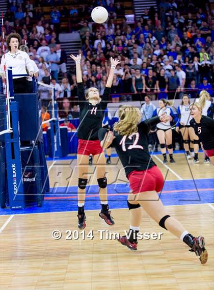 Thumbnail 1 in Eaton vs. Valley (CHSAA State 3A Final) photogallery.