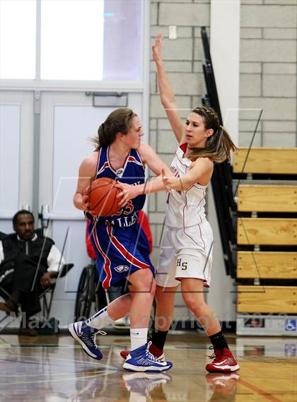 Thumbnail 1 in Carondelet vs. Clayton Valley (CIF NCS D2 Final) photogallery.