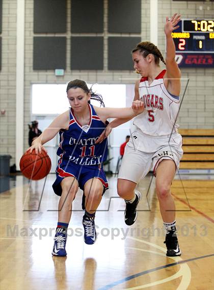 Thumbnail 1 in Carondelet vs. Clayton Valley (CIF NCS D2 Final) photogallery.