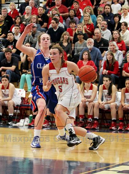 Thumbnail 3 in Carondelet vs. Clayton Valley (CIF NCS D2 Final) photogallery.
