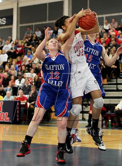 Thumbnail 2 in Carondelet vs. Clayton Valley (CIF NCS D2 Final) photogallery.