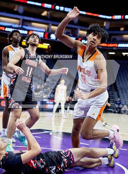 Thumbnail 3 in Verdugo Hills vs Athenian (CIF State D5 Final) photogallery.
