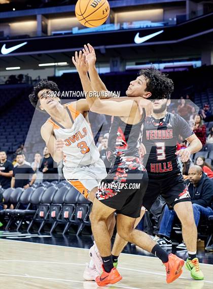 Thumbnail 1 in Verdugo Hills vs Athenian (CIF State D5 Final) photogallery.