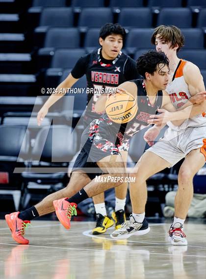Thumbnail 2 in Verdugo Hills vs Athenian (CIF State D5 Final) photogallery.