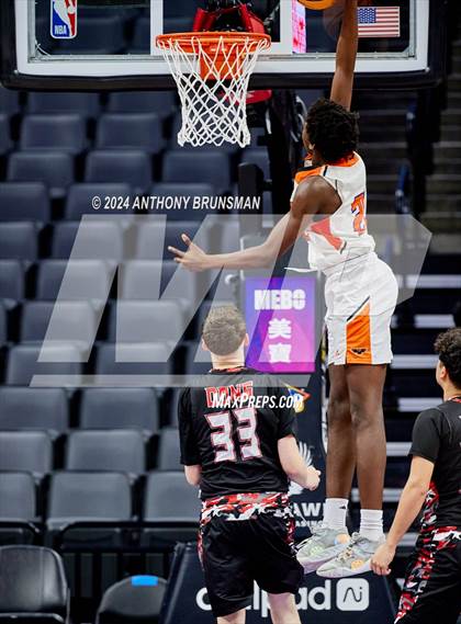 Thumbnail 3 in Verdugo Hills vs Athenian (CIF State D5 Final) photogallery.