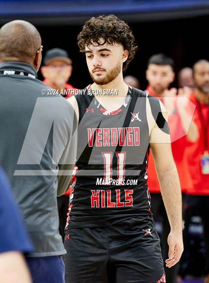 Thumbnail 2 in Verdugo Hills vs Athenian (CIF State D5 Final) photogallery.