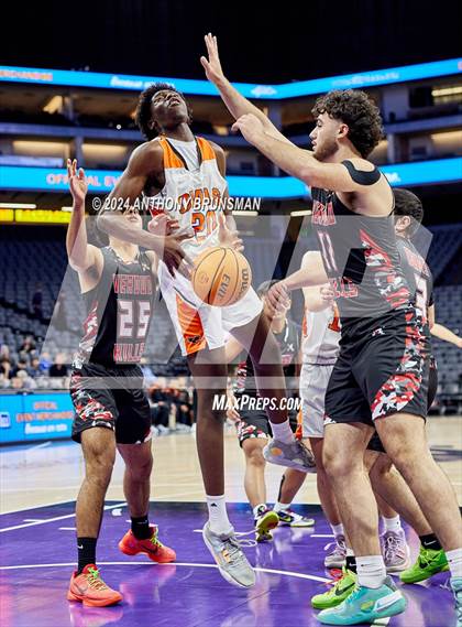 Thumbnail 3 in Verdugo Hills vs Athenian (CIF State D5 Final) photogallery.
