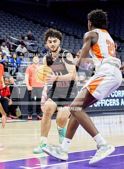 Thumbnail 2 in Verdugo Hills vs Athenian (CIF State D5 Final) photogallery.