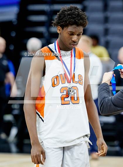 Thumbnail 2 in Verdugo Hills vs Athenian (CIF State D5 Final) photogallery.