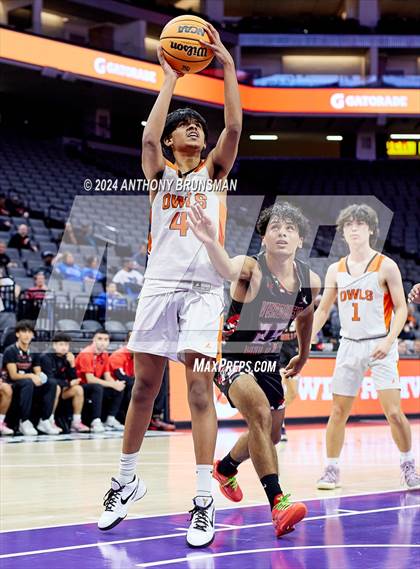 Thumbnail 2 in Verdugo Hills vs Athenian (CIF State D5 Final) photogallery.