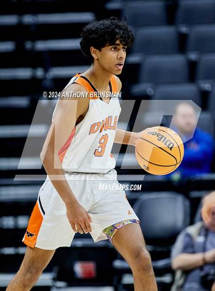 Thumbnail 2 in Verdugo Hills vs Athenian (CIF State D5 Final) photogallery.
