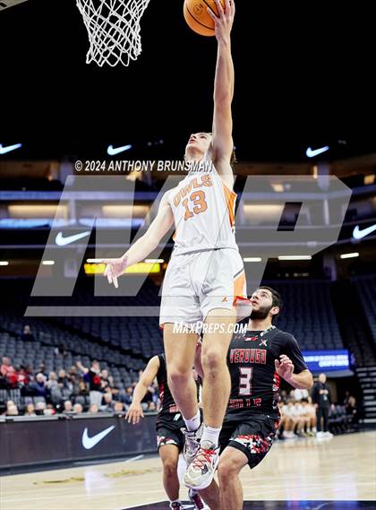 Thumbnail 1 in Verdugo Hills vs Athenian (CIF State D5 Final) photogallery.