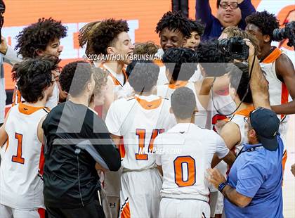 Thumbnail 2 in Verdugo Hills vs Athenian (CIF State D5 Final) photogallery.
