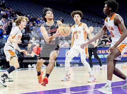 Thumbnail 3 in Verdugo Hills vs Athenian (CIF State D5 Final) photogallery.