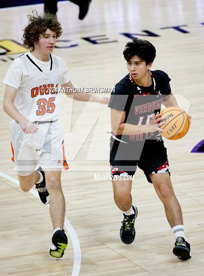 Thumbnail 1 in Verdugo Hills vs Athenian (CIF State D5 Final) photogallery.