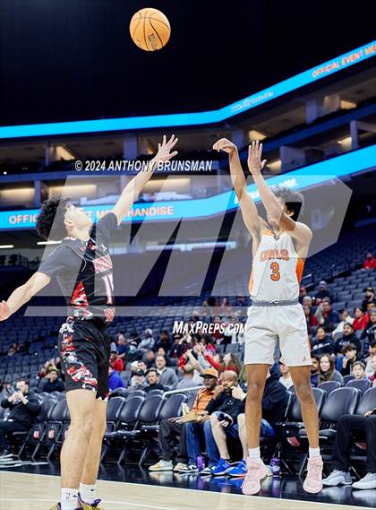 Thumbnail 1 in Verdugo Hills vs Athenian (CIF State D5 Final) photogallery.