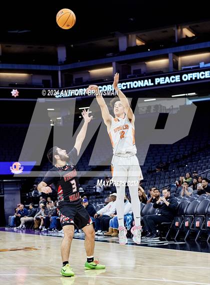 Thumbnail 3 in Verdugo Hills vs Athenian (CIF State D5 Final) photogallery.