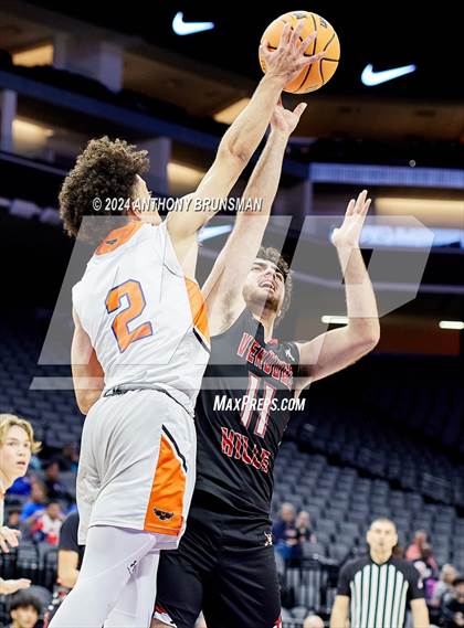 Thumbnail 3 in Verdugo Hills vs Athenian (CIF State D5 Final) photogallery.