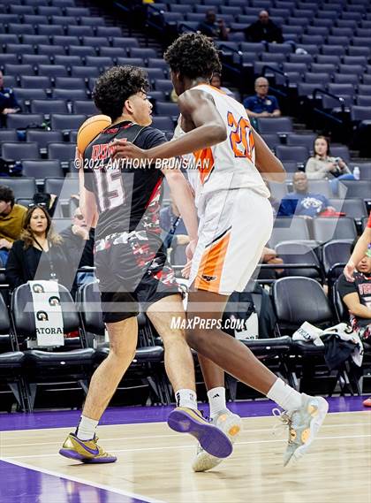 Thumbnail 3 in Verdugo Hills vs Athenian (CIF State D5 Final) photogallery.