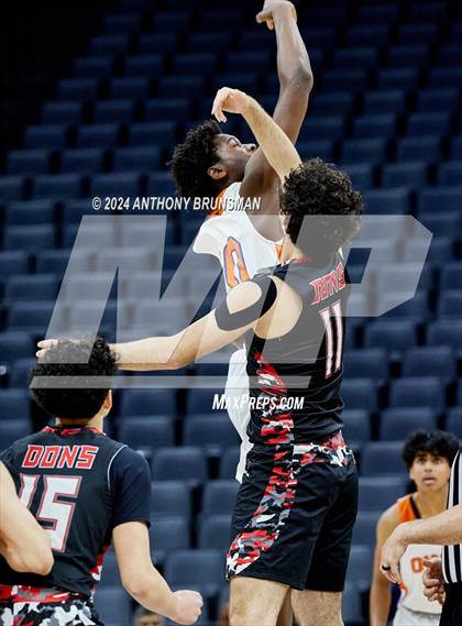 Thumbnail 1 in Verdugo Hills vs Athenian (CIF State D5 Final) photogallery.