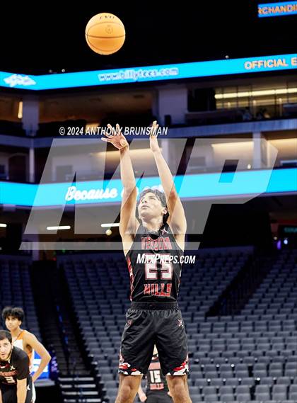 Thumbnail 3 in Verdugo Hills vs Athenian (CIF State D5 Final) photogallery.