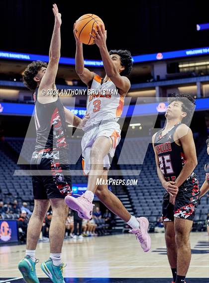 Thumbnail 2 in Verdugo Hills vs Athenian (CIF State D5 Final) photogallery.