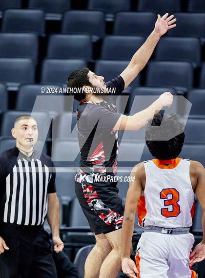Thumbnail 3 in Verdugo Hills vs Athenian (CIF State D5 Final) photogallery.