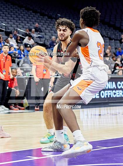 Thumbnail 3 in Verdugo Hills vs Athenian (CIF State D5 Final) photogallery.