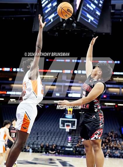 Thumbnail 1 in Verdugo Hills vs Athenian (CIF State D5 Final) photogallery.