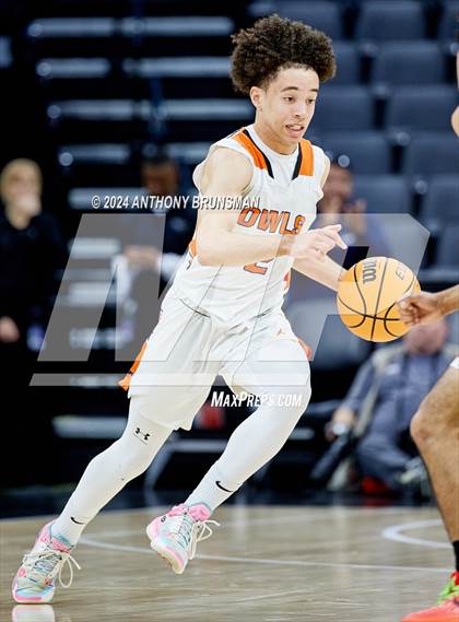 Thumbnail 3 in Verdugo Hills vs Athenian (CIF State D5 Final) photogallery.